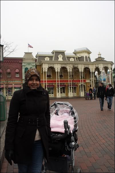 Paris Disneyland part 1