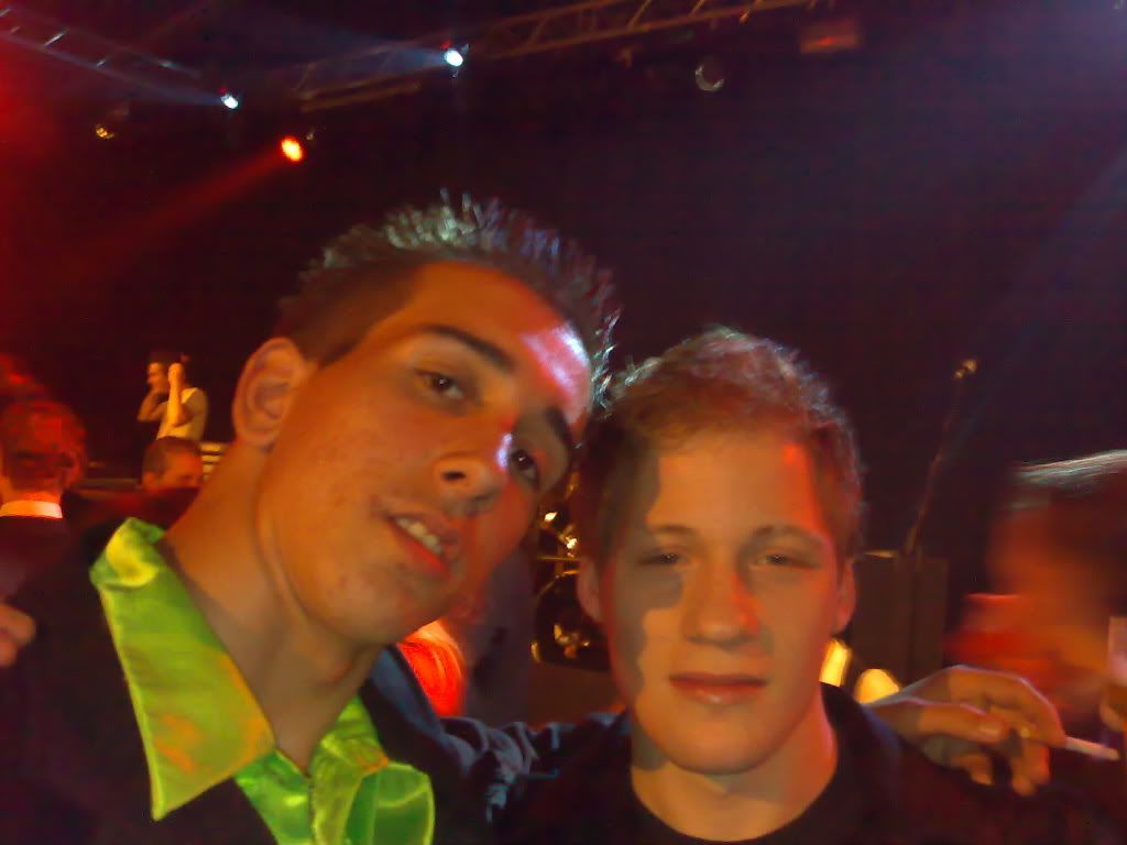 [img width=600 height=450]http://i201.photobucket.com/albums/aa195/Knlb-Niks-05/08062007380.jpg[/img]