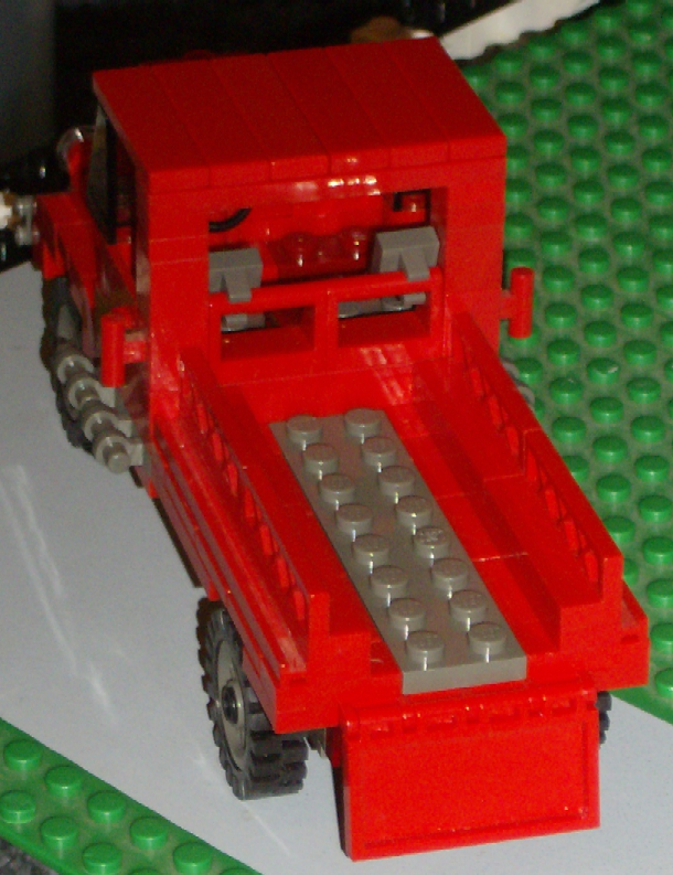 red-truck2.png