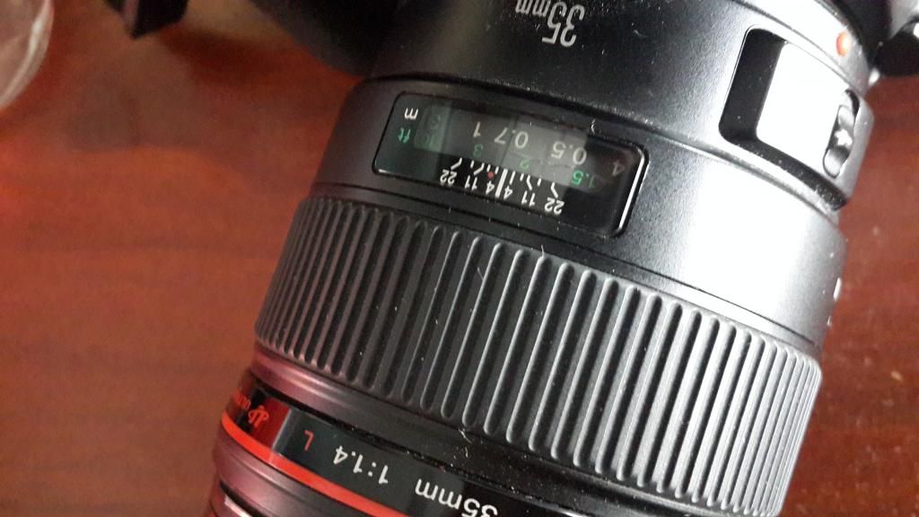 Cần bán nhanh bộ 7D 2k5 shot,và lens 35L f1.4 code UA - 2