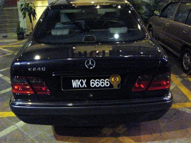 WKX 6666 Mercedes E 240 BBP 3333 Mercedes CClass