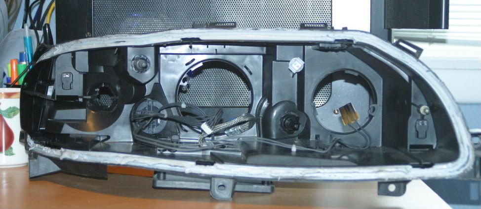 This is how the DRL/headlamp housing would normally mount inside the