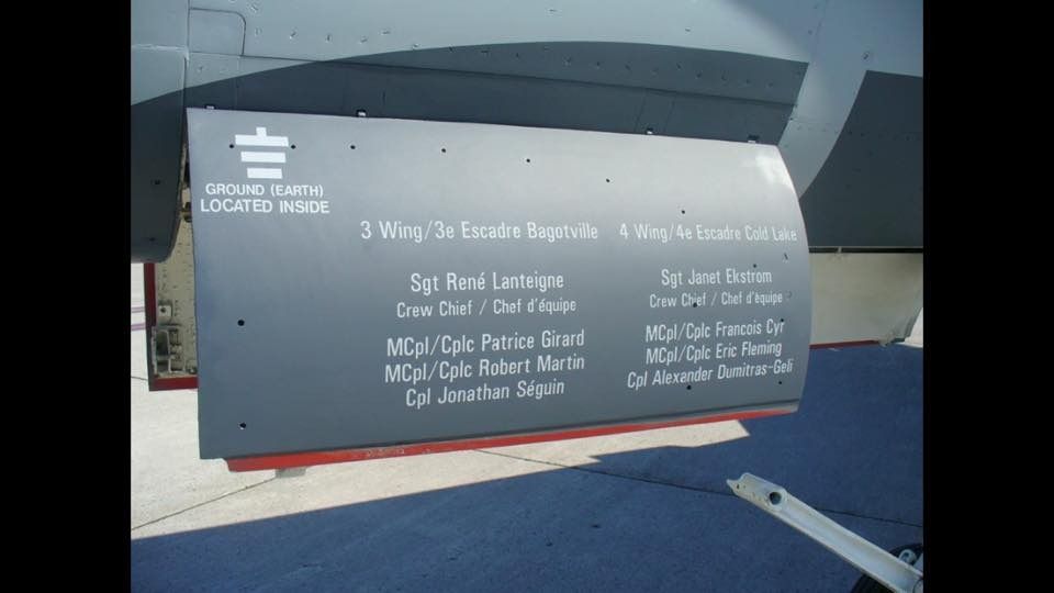 13676_10152947055439998_4795999937330822