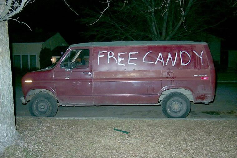 http://i201.photobucket.com/albums/aa82/zaliawhm/instructions/free-candy-van.jpg