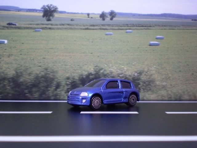 Renault Clio V6