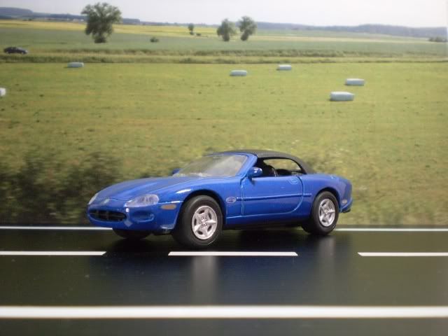 Jaguar XK8