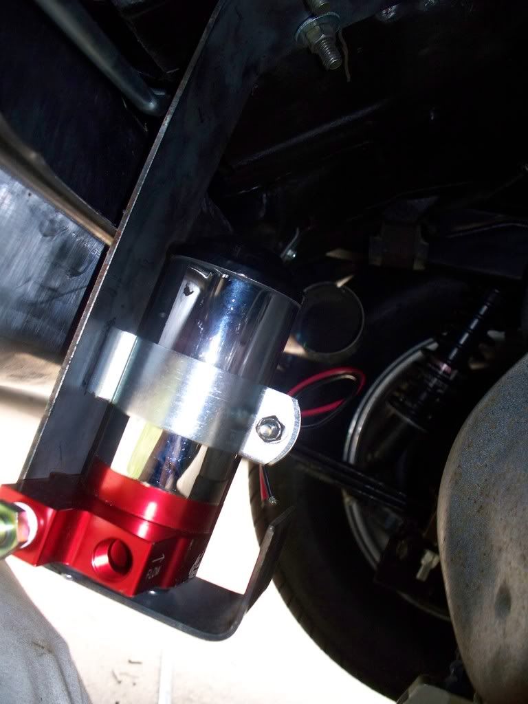 Electric fuel pump mounting solved.